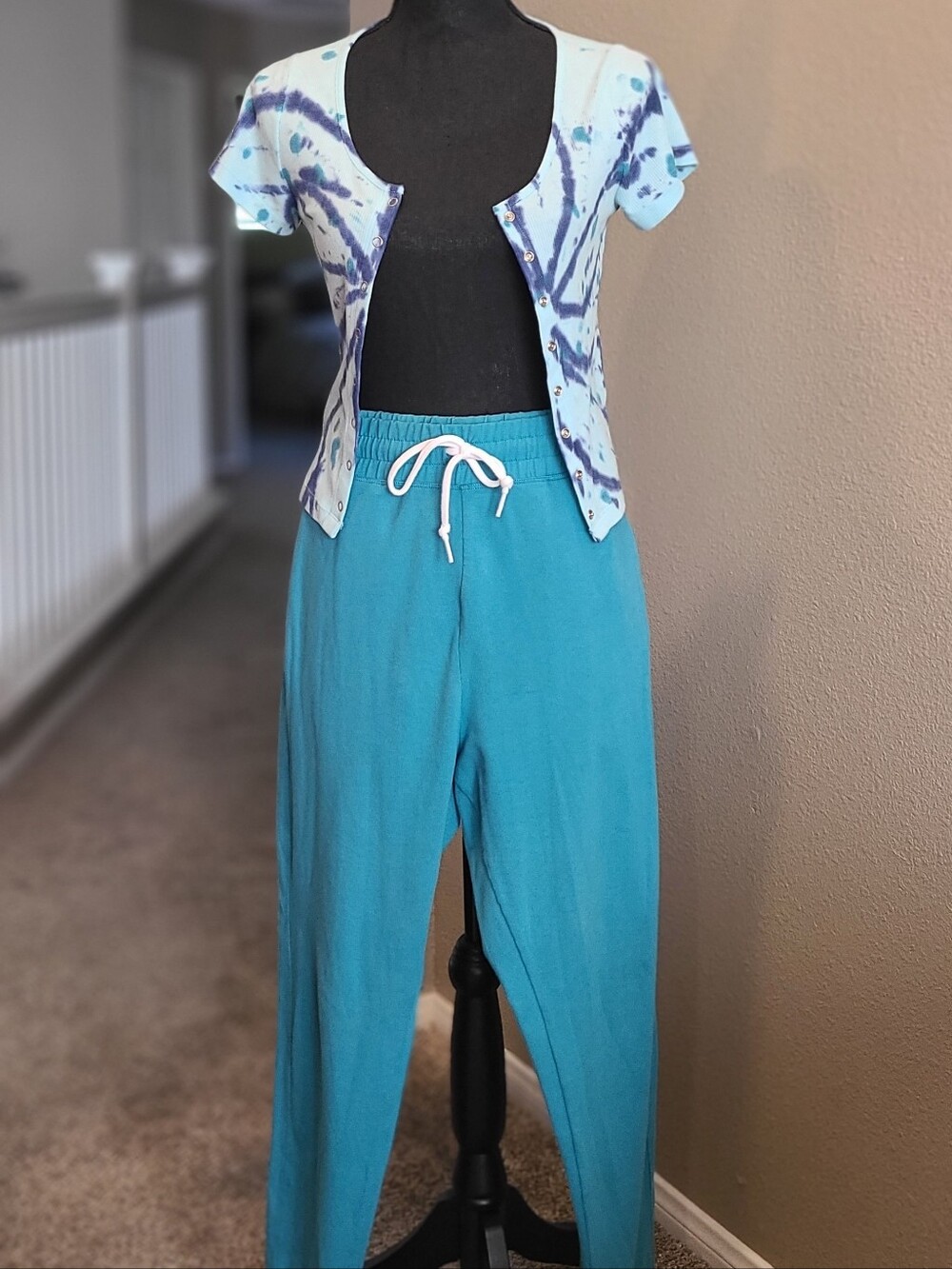 PINK Victoria's Secret Teal Drawstring Jogger Pants (Large) with Tie-Dye Top (M)